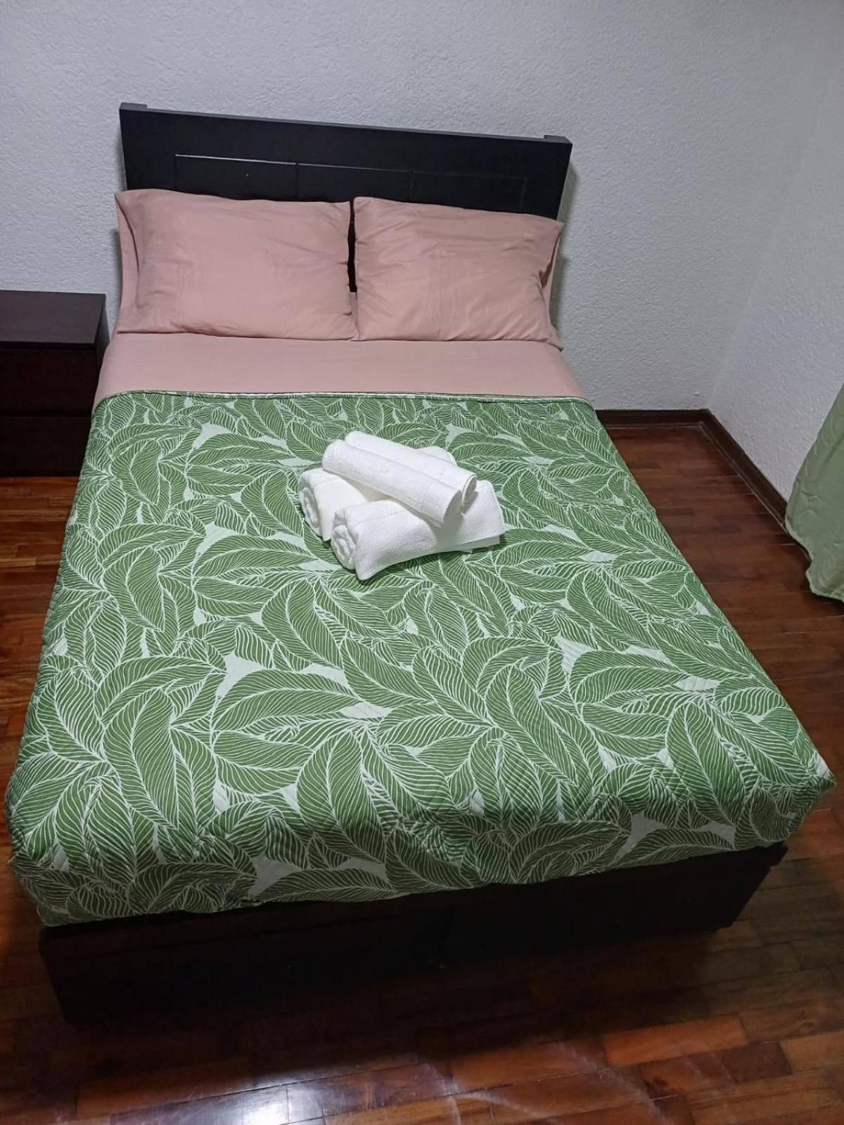 Green Love Lima Luaran gambar